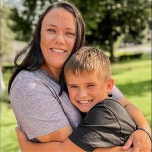 Meet your Posher, Crystal